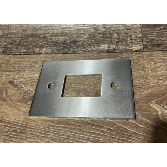 Edelstahlsockel 100 x 150 mm gebürstet, poliert